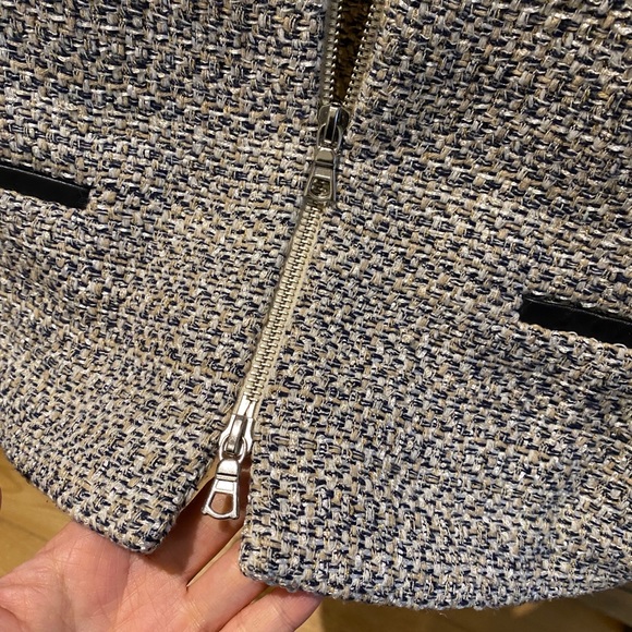 Tweed and Leather Jacket - Picture 14 of 14